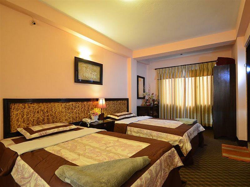 Hotel Northfield Катманду Экстерьер фото
